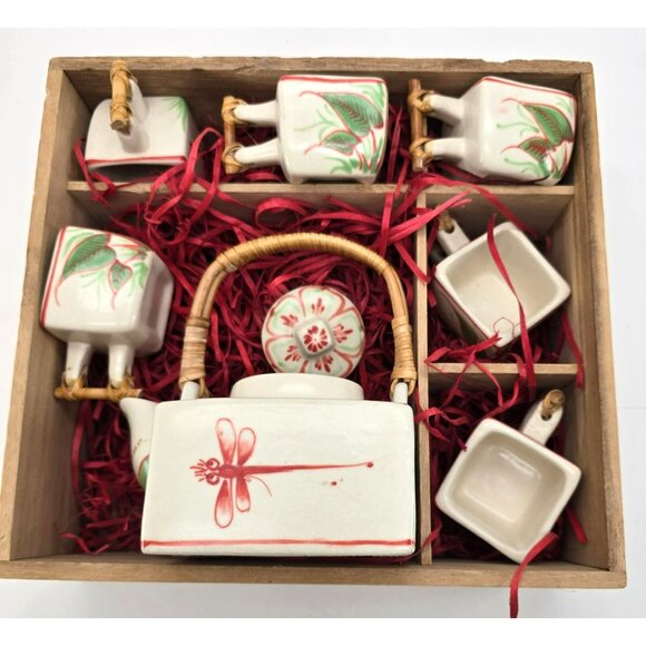 Vintage Ceramic Teapot Set Floral Dragonfly Design With Bamboo Handle je172 - Picture 2 of 16